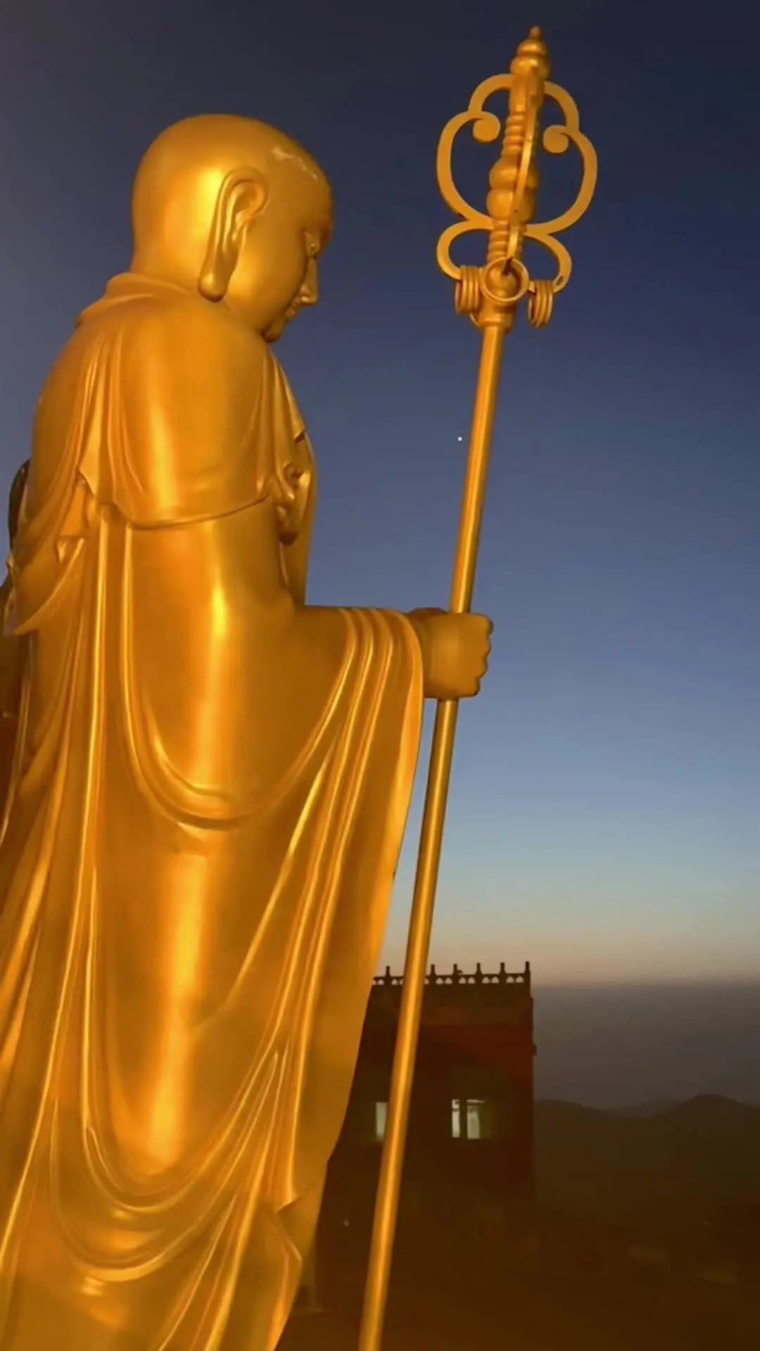 情路难走 偏财难求 我点高香敬神明