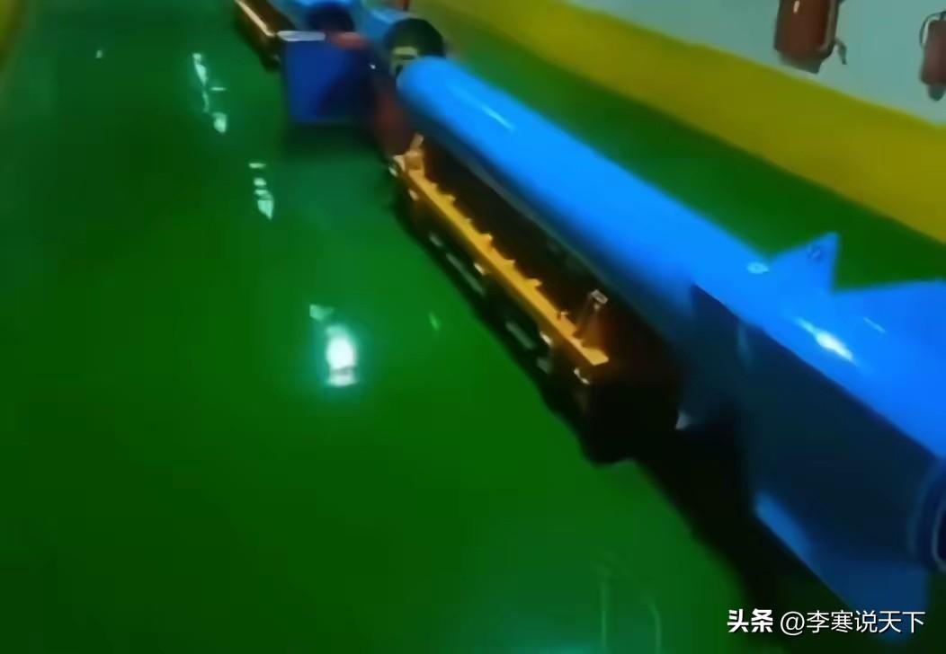 伊朗首度曝光“地下导弹城”，流水线日夜轰鸣：要打导弹管够！特朗普口风突变罕见放软