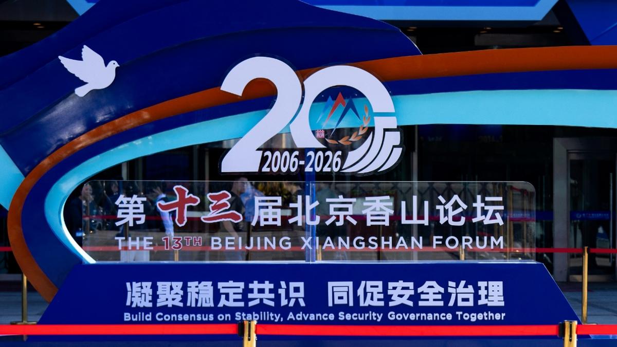 中美军事沟通的恢复，不只是口头表态，近期出现了两个具体信号。

第一个信号是战区