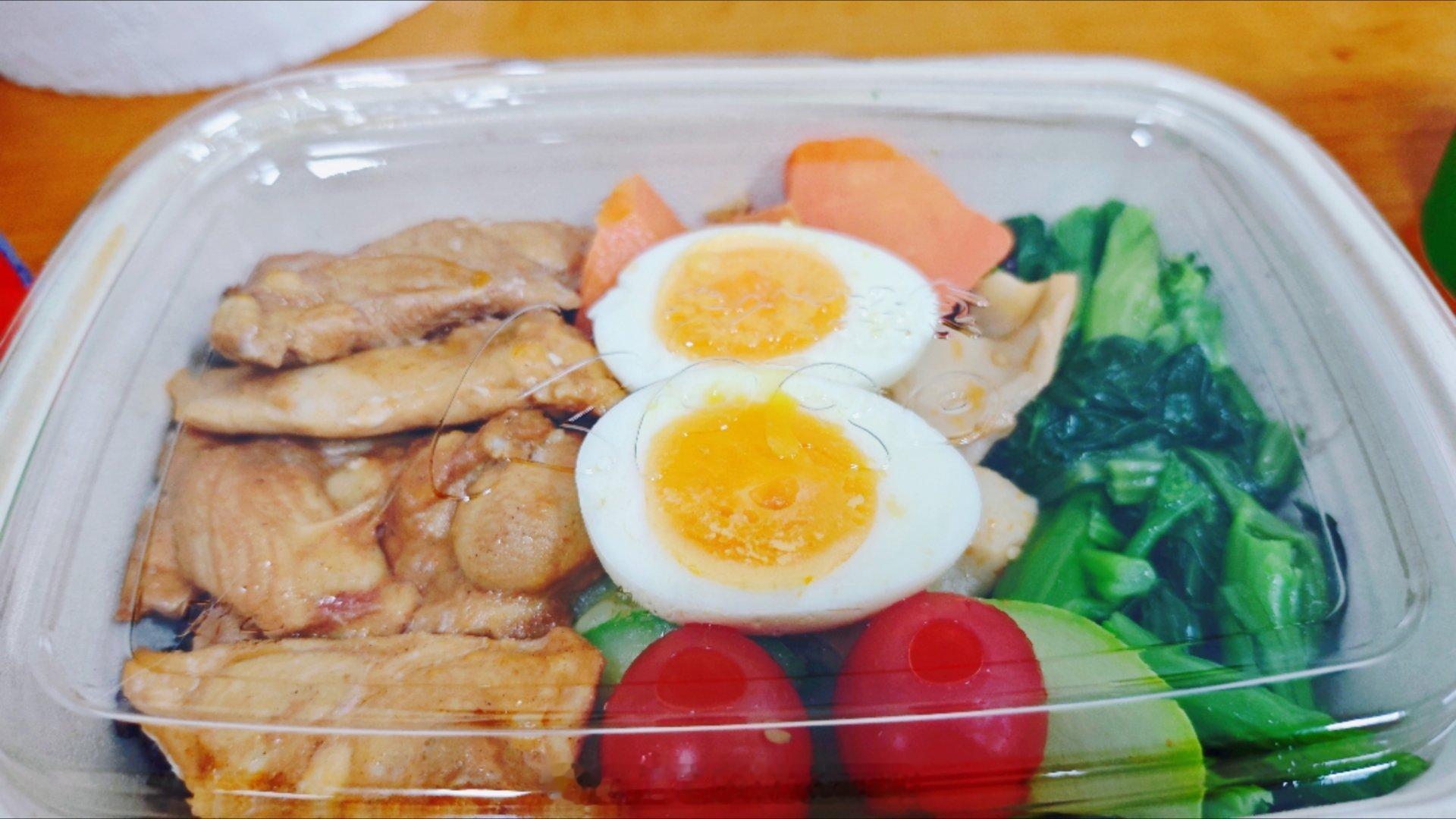 试了一下肯德基的轻食套餐上海·地铁万邦广场