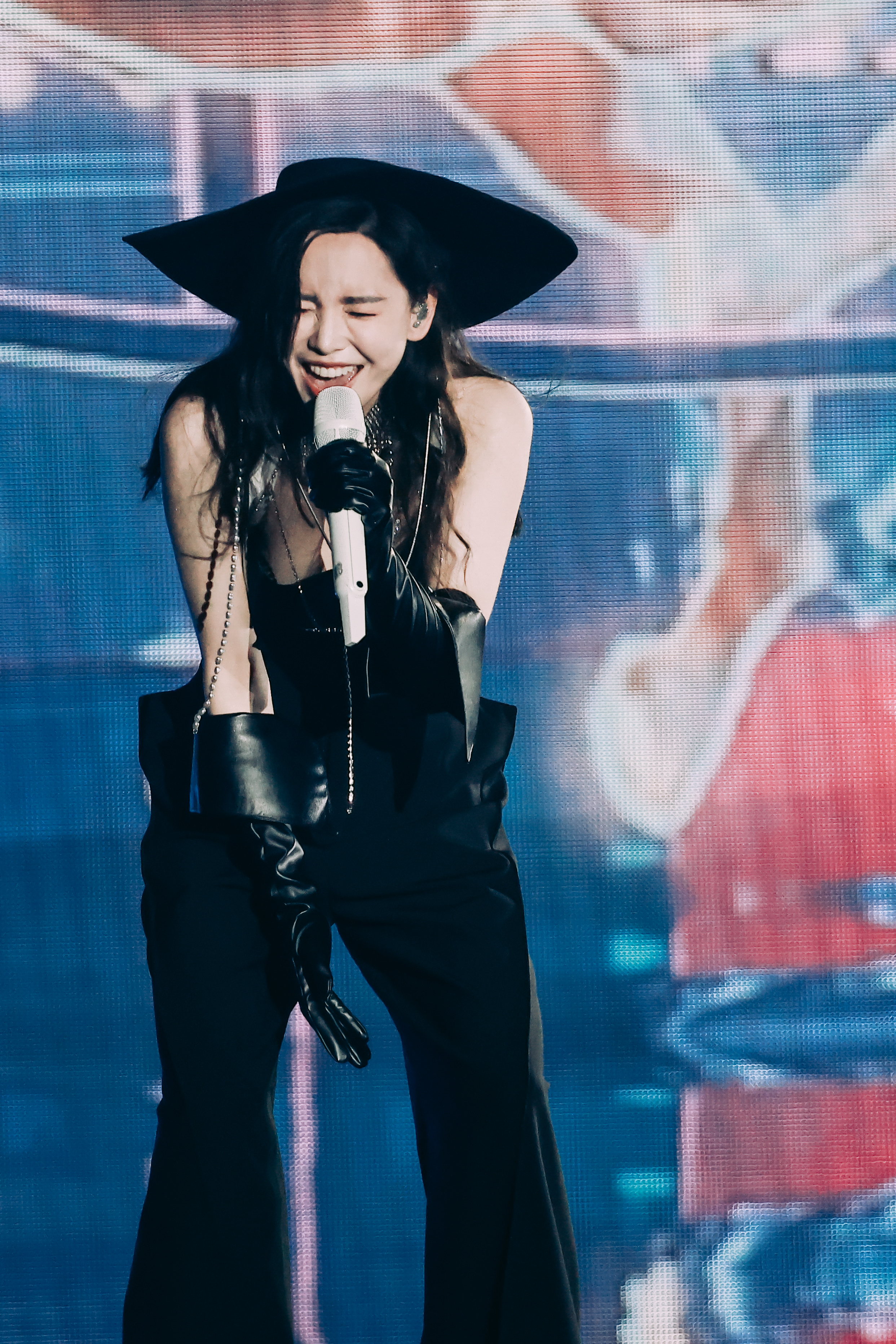 #于文文[超话]#   ｜ #于文文魔方视界巡回演唱会# “我从没忘记要为你而唱