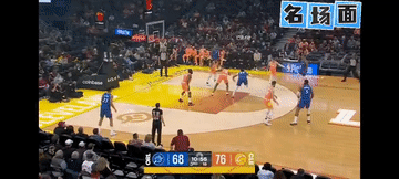 VS 骑士 
“你们让他逛菜市场呢！”[大笑]莫布里喜欢运球的习惯挺吃魔术，他后