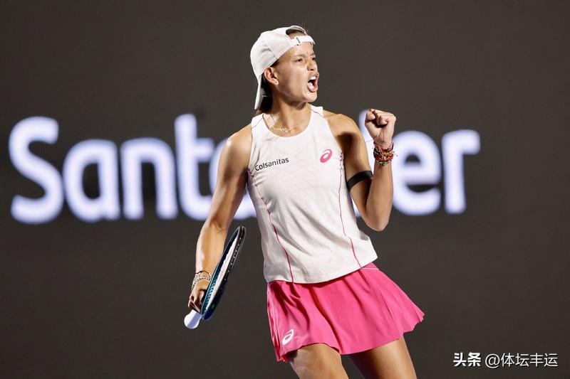 刚刚🔚的WTA1000印第安维尔斯女单首轮比赛，美国巴蒂斯特2 - 6先输一盘