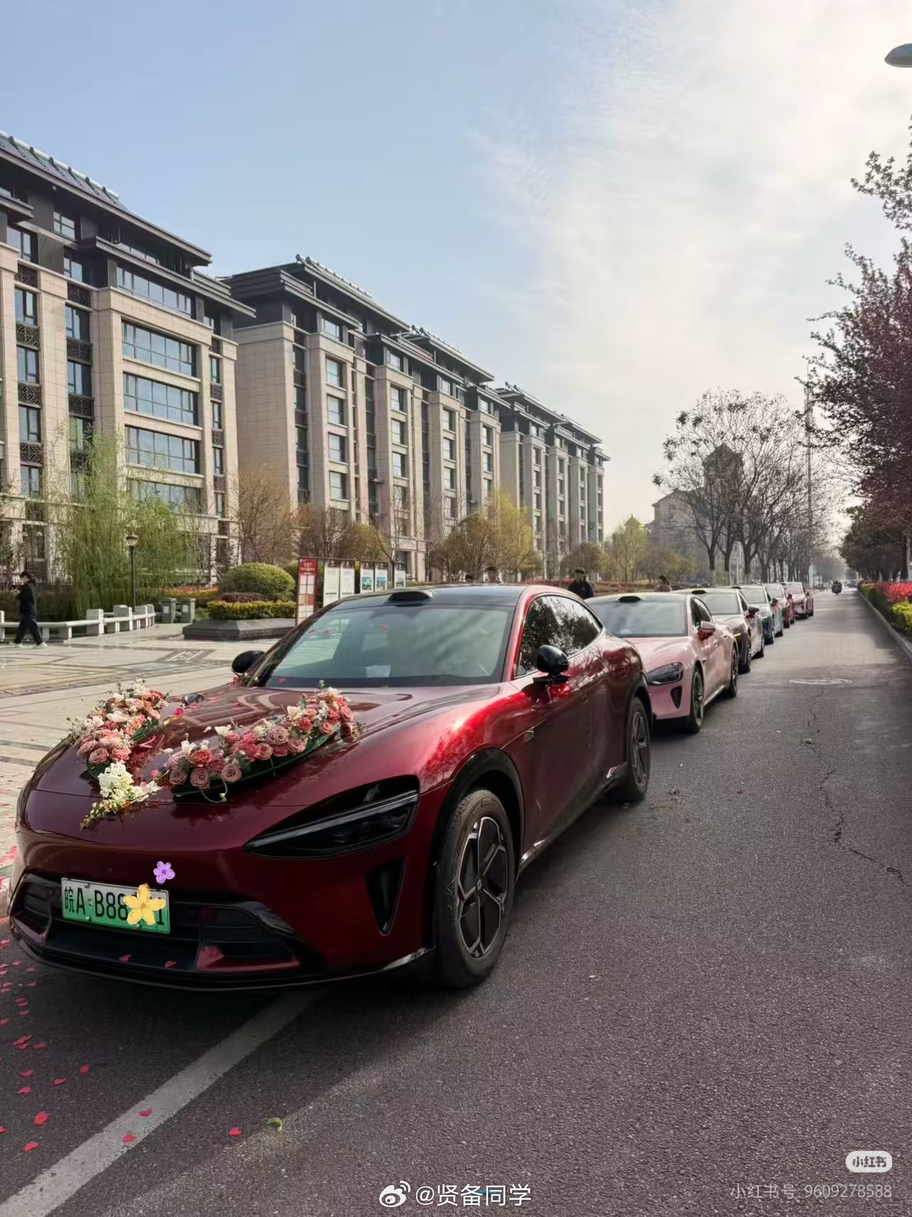 雷军回应新su7首周交付量交付到底有多快呢？我来举一个例子！新一代小米SU7的赤