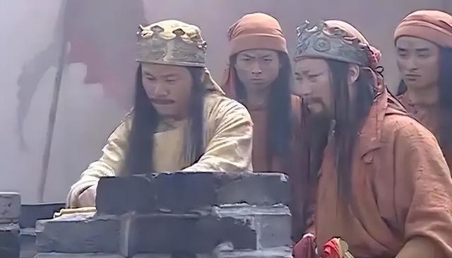 太平军名将李开芳凌迟前，部将黄懿端刑场踢死两名清兵，高呼所向无敌

2万人打北京