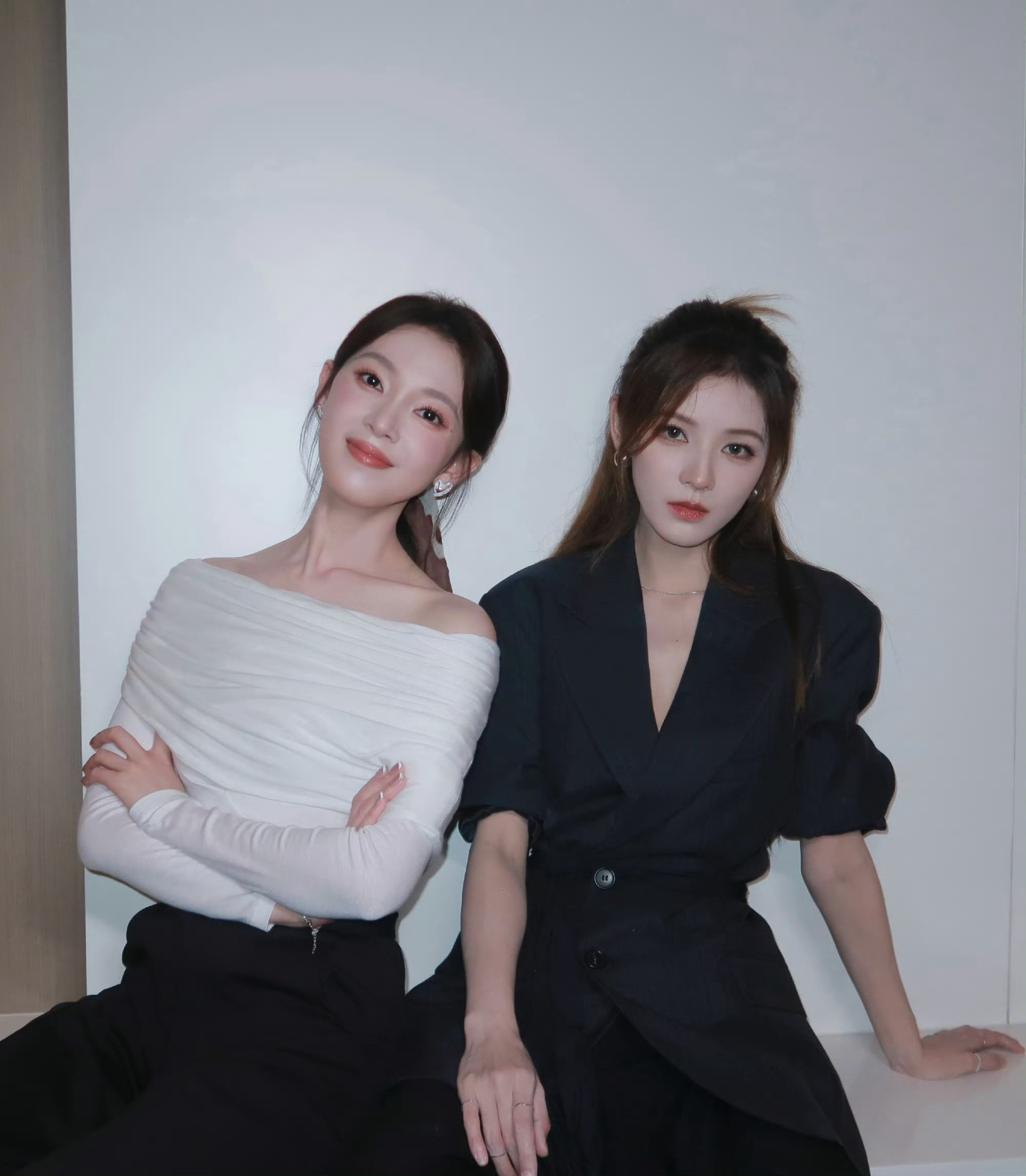 别试探了内娱有市场，还大的很张予曦陈瑶别试探了有市场张予曦单手抱陈瑶 乘风直播时