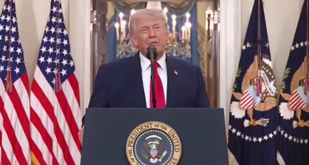 特朗普花1.52亿美元重修恶魔岛监狱、军费1.5万亿美元。
同时砍掉流浪汉救助金