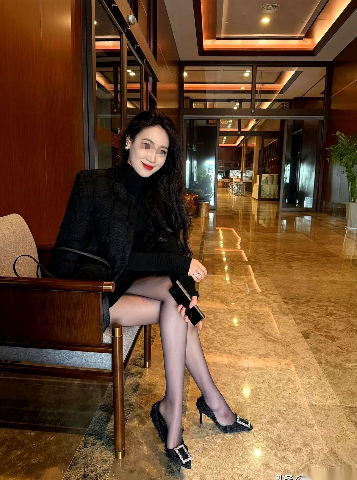 闲鱼上出现了一种5块钱的酒店自助早餐，原价明明要88。
我朋友当时正住在那家酒店