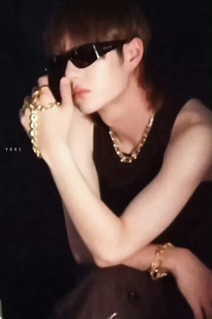 喜欢看王一博穿无袖的在哪里 