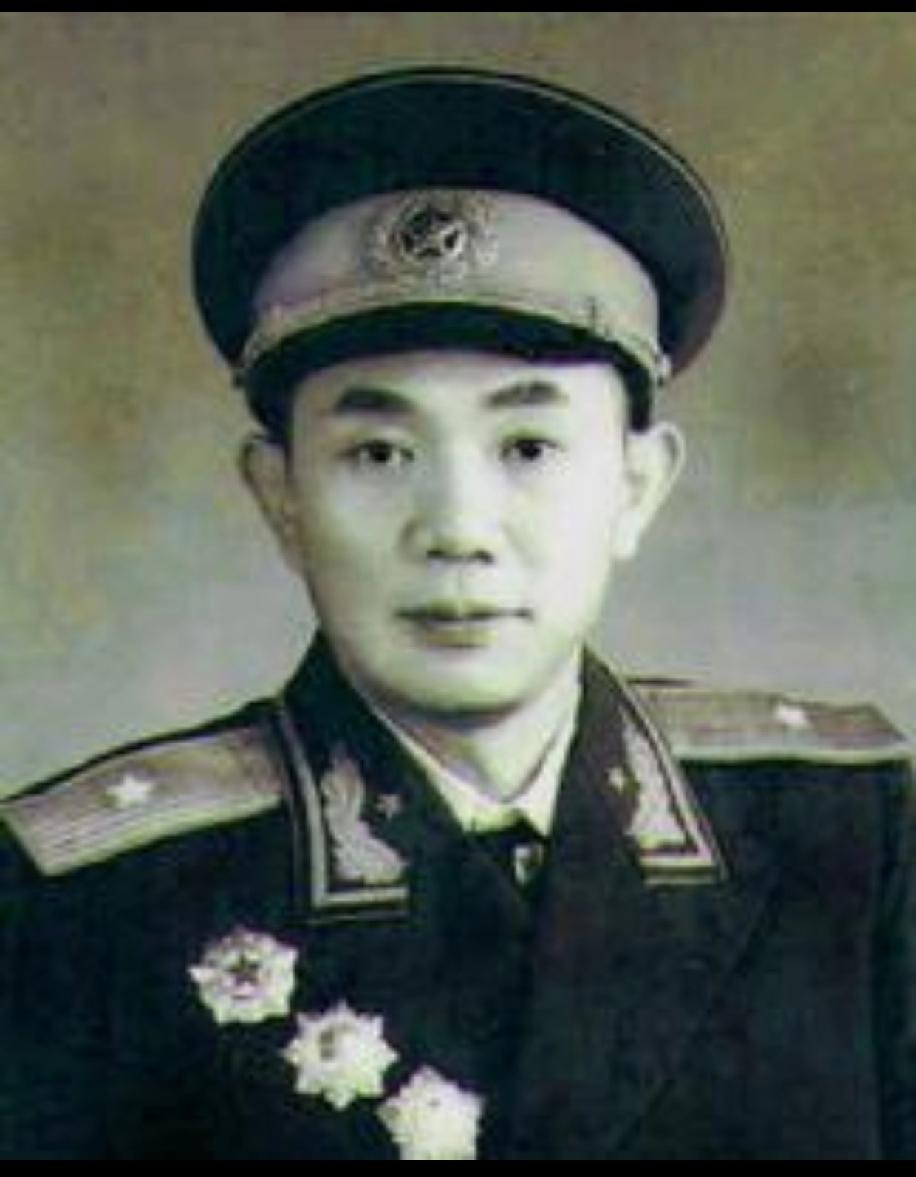 渤海军区走出的开国将军  续二


1. 黄荣海（1915—1996）｜江西万安