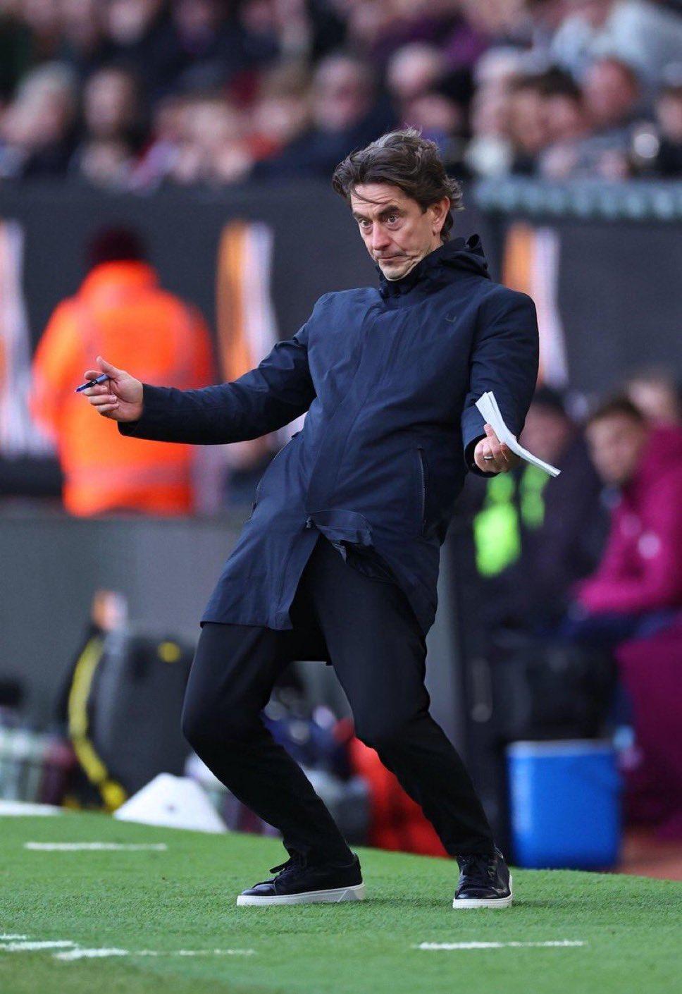 【踢得不差啊😂】托马斯·弗兰克谈热刺客场2-2战平伯恩利：“我觉得这场发挥不算