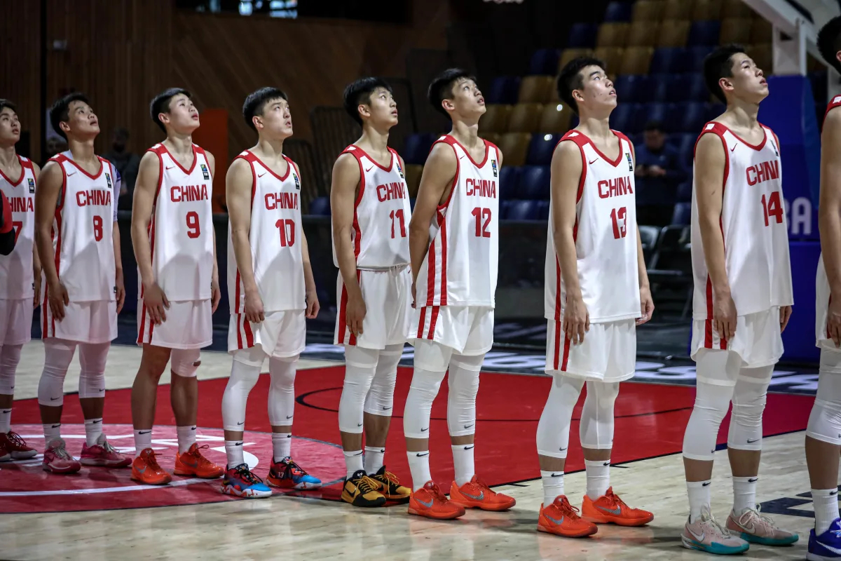 中国U16国青以84比69击败巴林队，晋级亚青赛四强的同时，顺利拿到2027年U