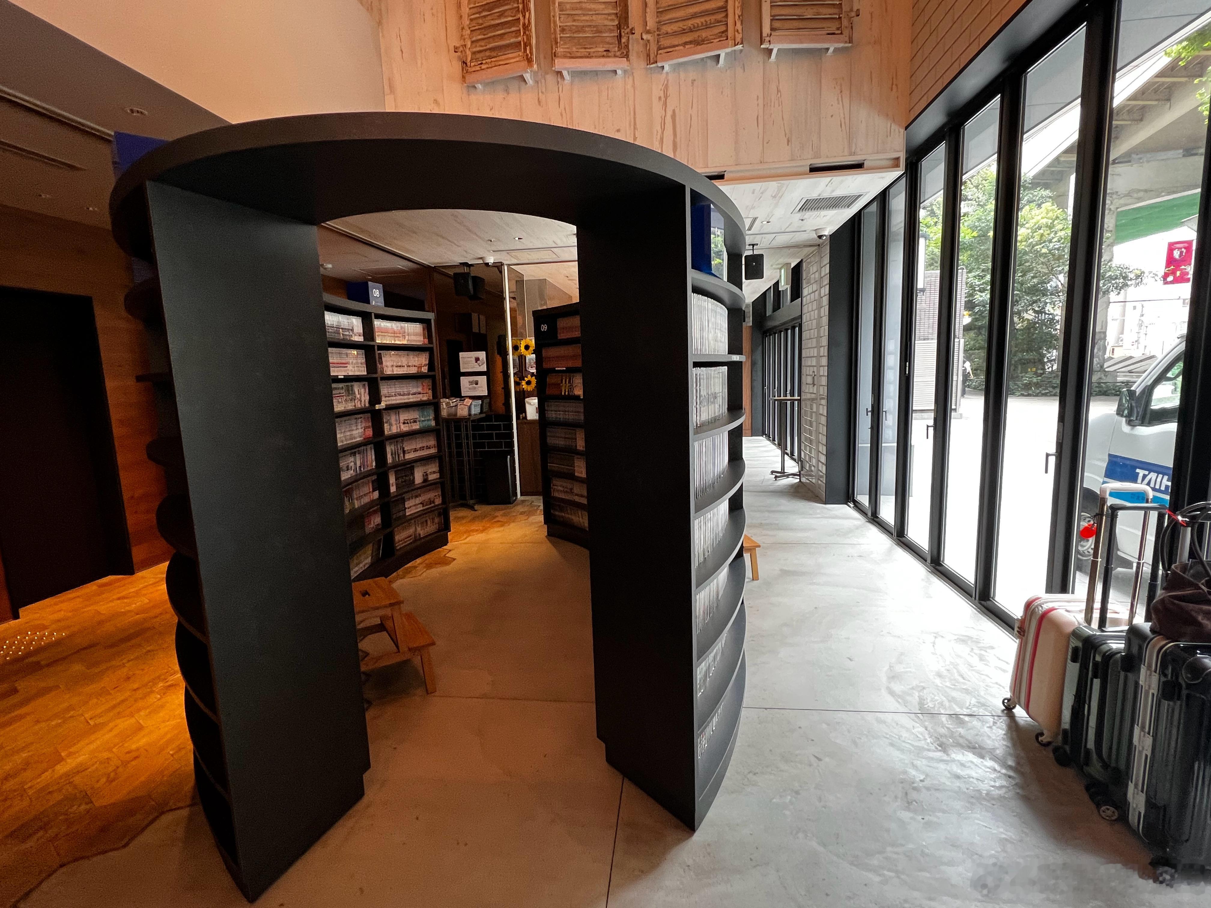 漫画酒店！有棋魂好评[努力][努力][努力]但是今天也是11点回来没空看，明天。