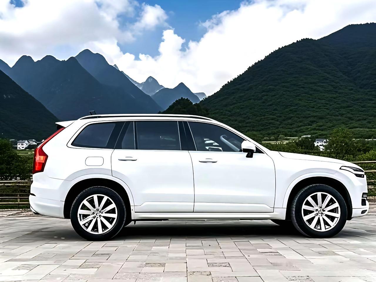 一台真实的沃尔沃xc90t8的车主对这台车的感言就是24万公里，衰减有，无大修！