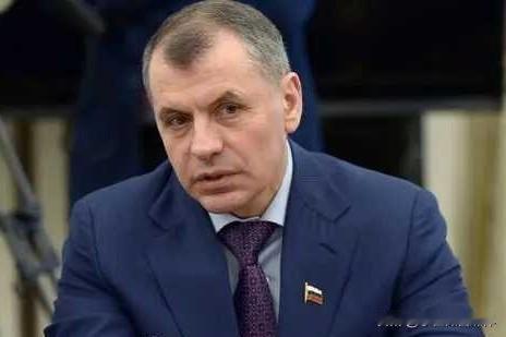 泽连斯基的阴谋被他看穿了！

克里米亚议会主席弗拉基米尔·康斯坦丁诺夫在接受卫星