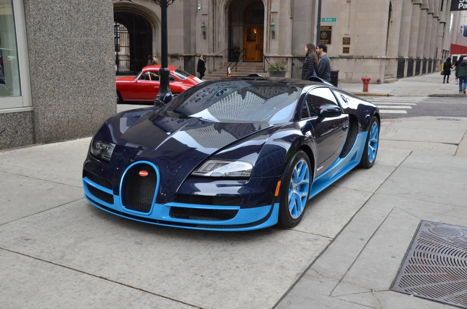 好车分享 BUGATTI VEYRON VITESSE，超喜欢这个配色。 