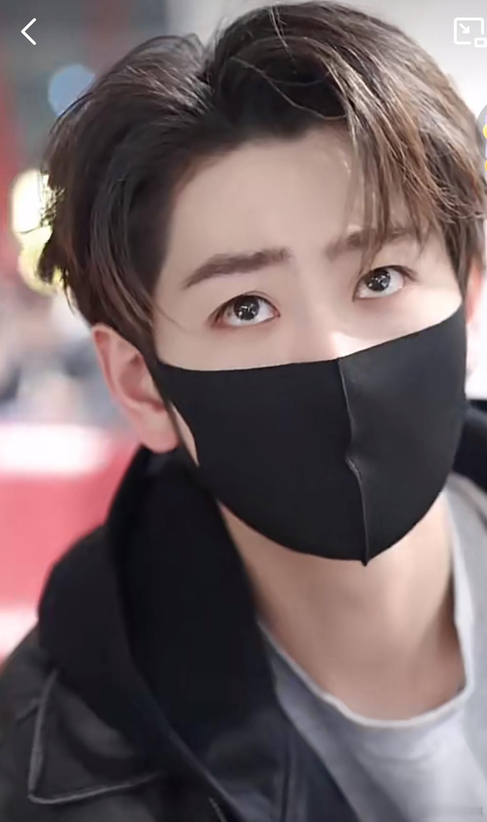 网剧炽热吸引崔雨鑫方瑾这对疯批教授×治愈学霸也太好嗑了！崔雨鑫把反社会人格的偏执