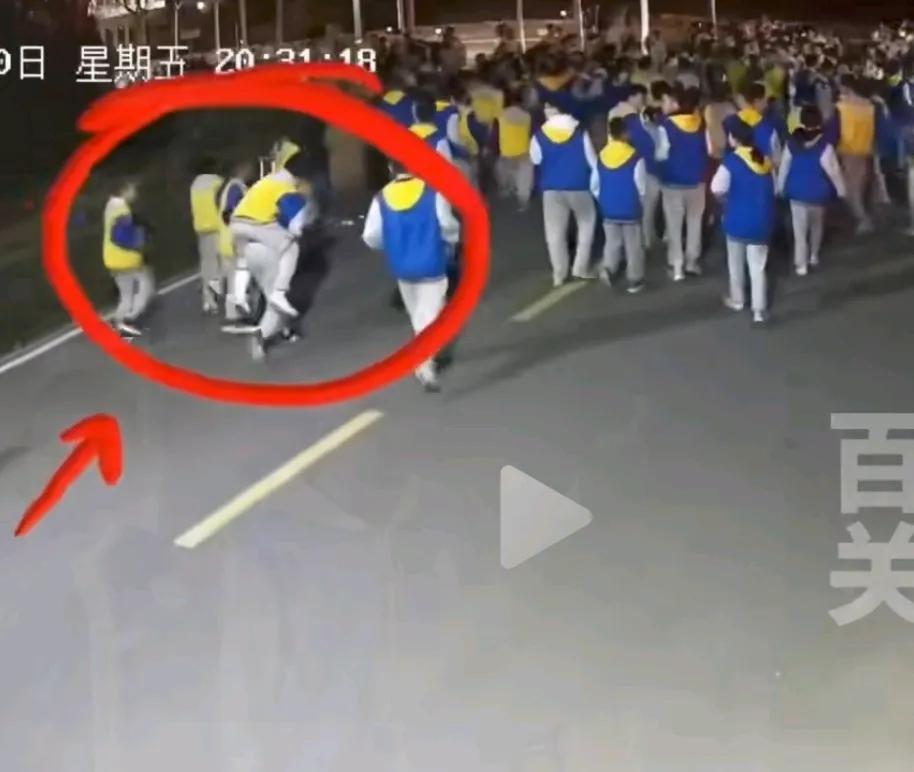 自古英雄出少年！

1月10日晚上20：31分，山西临汾发生突发4.1级地震，值