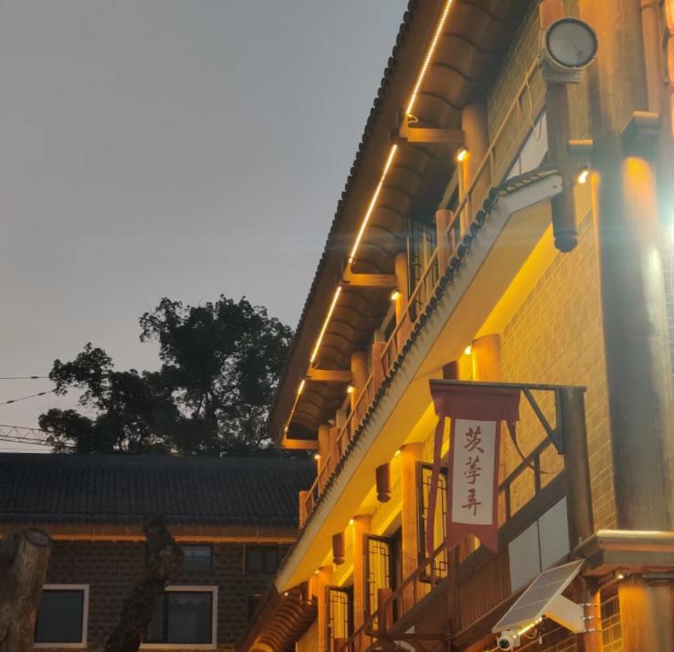 花几万买空座位，六座车为何成鸡肋
亲爱的朋友们大家好，我是海林小百科，今天我们来