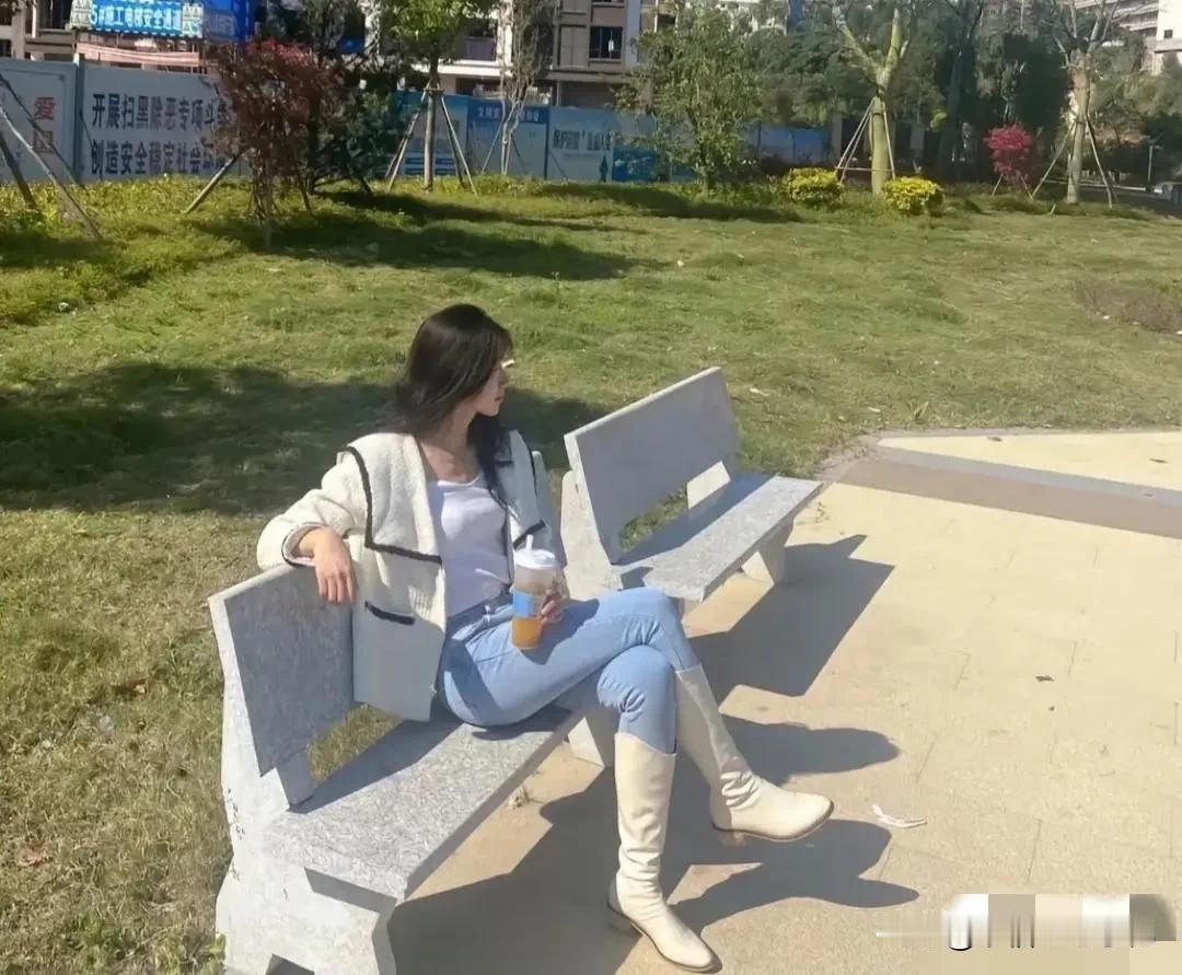 年过完了，别人都去挣钱了，而我在家都不知道去向