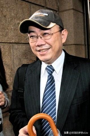 难怪三妹对郭正亮“情有独钟”，就是看上了他心正、身正，亮哥，可不是白叫的。
郭最