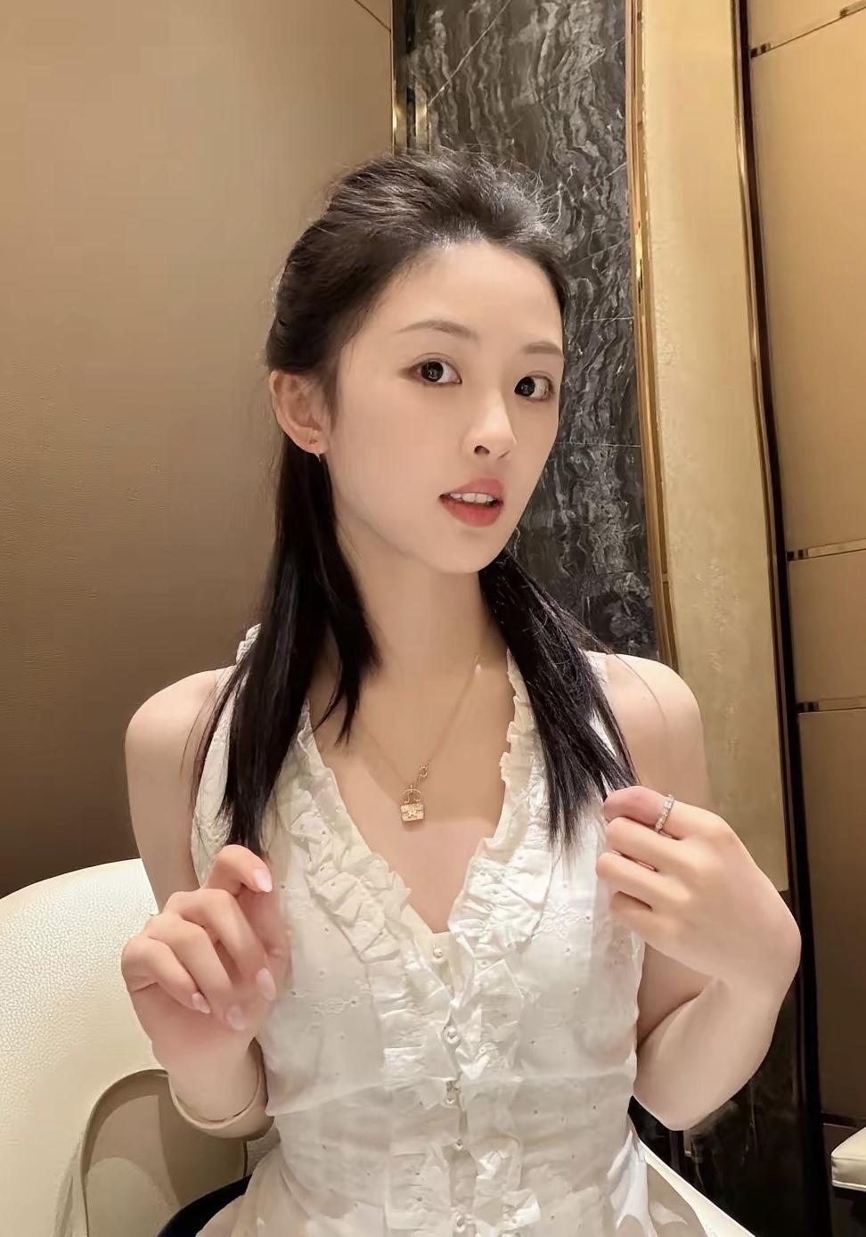漂亮女孩