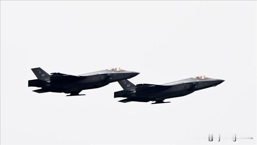 🇺🇸🇯🇵 特朗普批准提前交付用于日本F-35战斗机的导弹，这是加强美日军