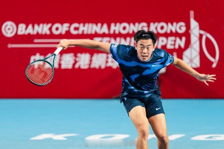 黄泽林  官宣与Nike开始合作。从本赛季开始，黄泽林的赞助商将转成Nike，较