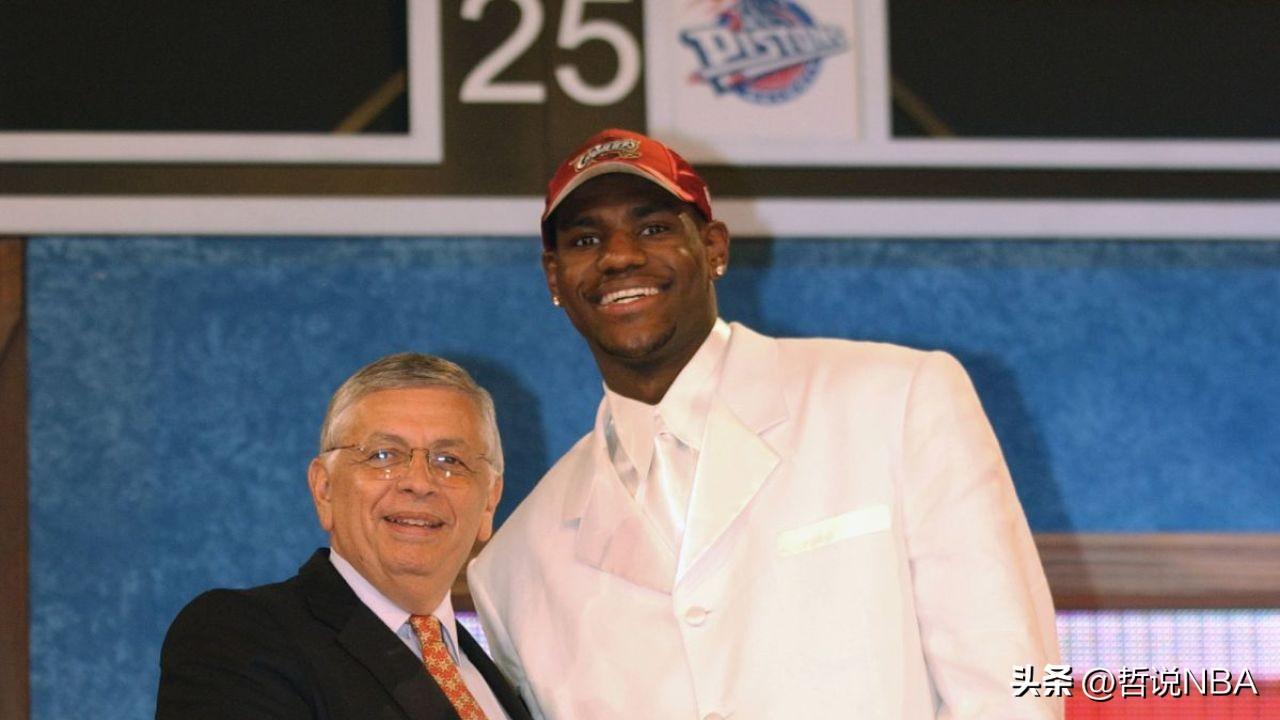 阿里纳斯爆料NBA选秀可能被操纵，所以2003年克利夫兰选中勒布朗
 
最近吉尔