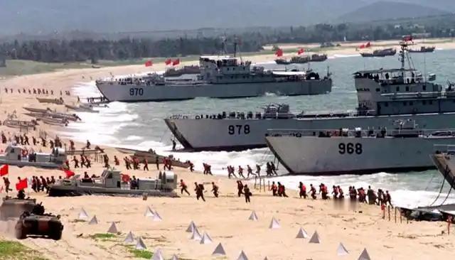 最近三个信号连在一起，看得人心里门儿清，国家喊老兵归队、毛宁敲警钟、俄罗斯发生存