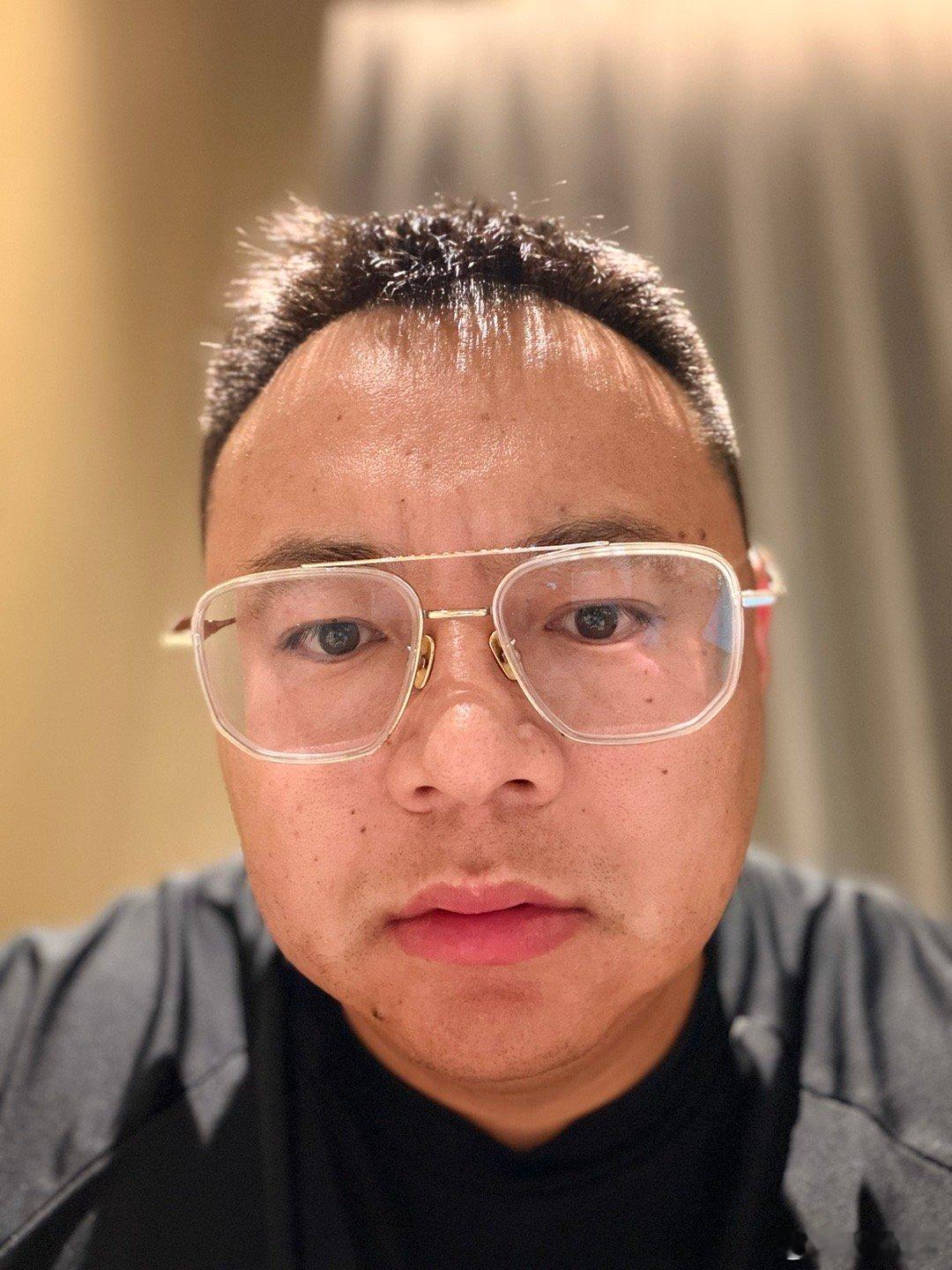 我的华为大师表不见了这次出门带的 oppo 这个总感觉空荡荡的。。。 