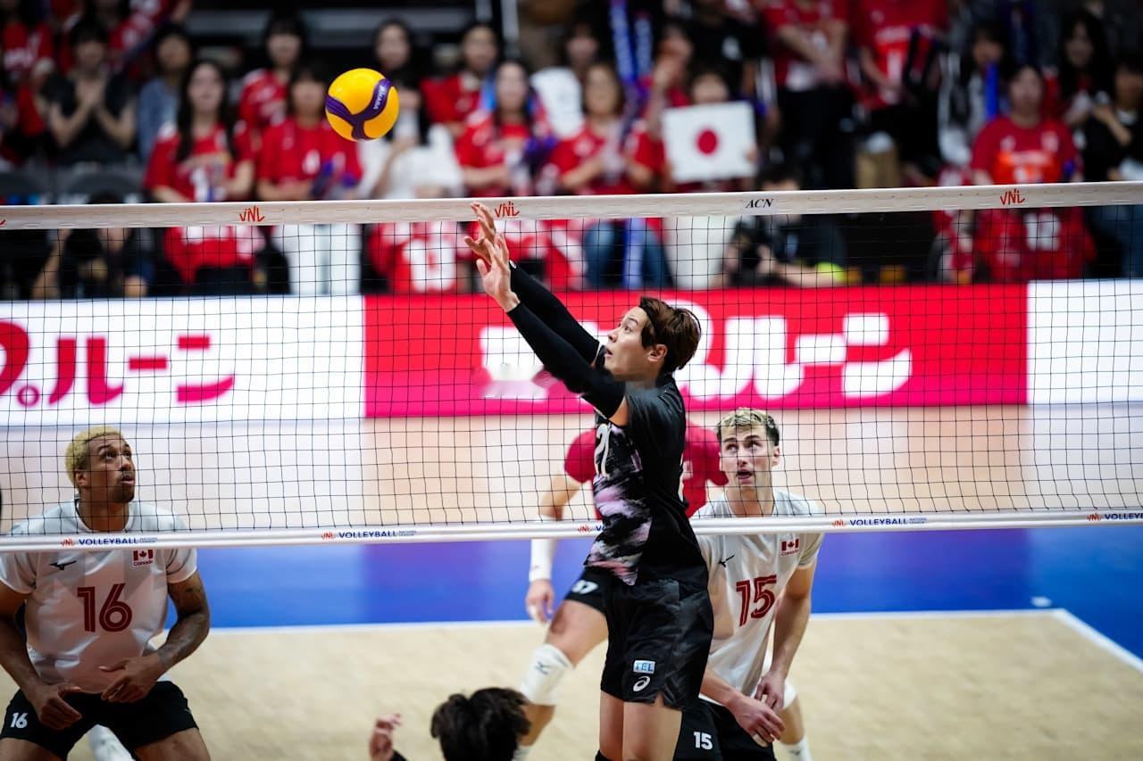 日本男排2-2加拿大男排第四局技术统计总得分：25-19进攻：16-11拦网：1