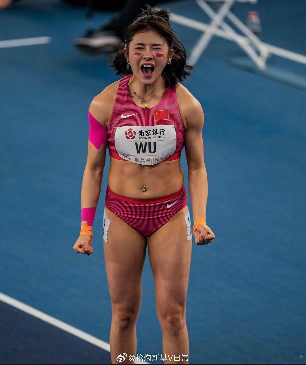 【吴艳妮破全国纪录入选世界田联年度瞬间】吴艳妮8秒01定格荣耀世界田联官方发布2