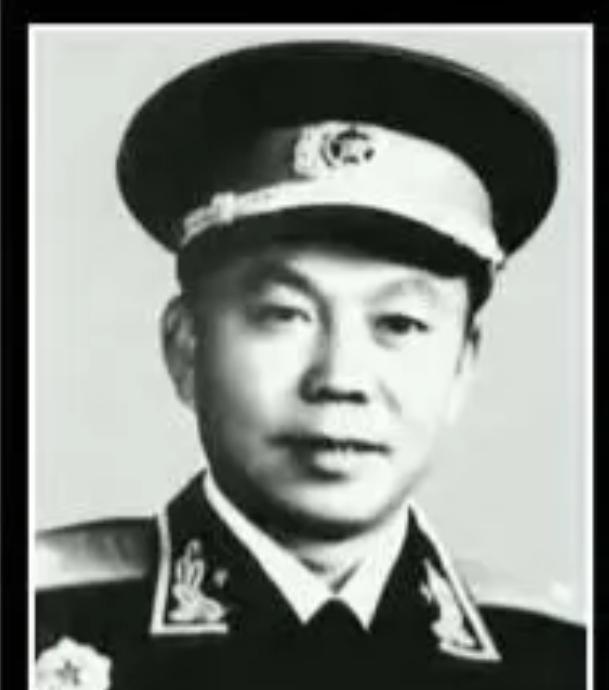1984年3月，开国少将孔俊彪回到宁化。在县招待所，孔俊彪对时任县武装部政委的周