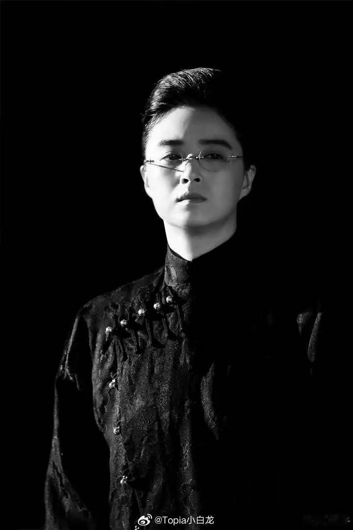 蒋欣8部待播剧我们不止这8部啊，《最后的武林》[允悲]滕爷要变成有生之年系了吗 