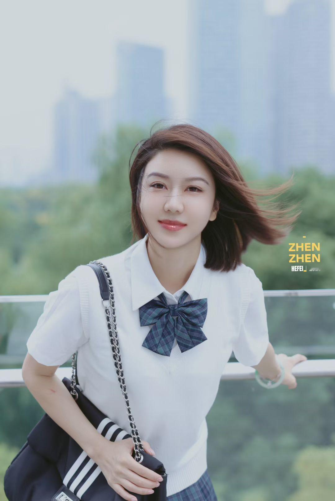 怎样才能称得上美女超级迷人美女