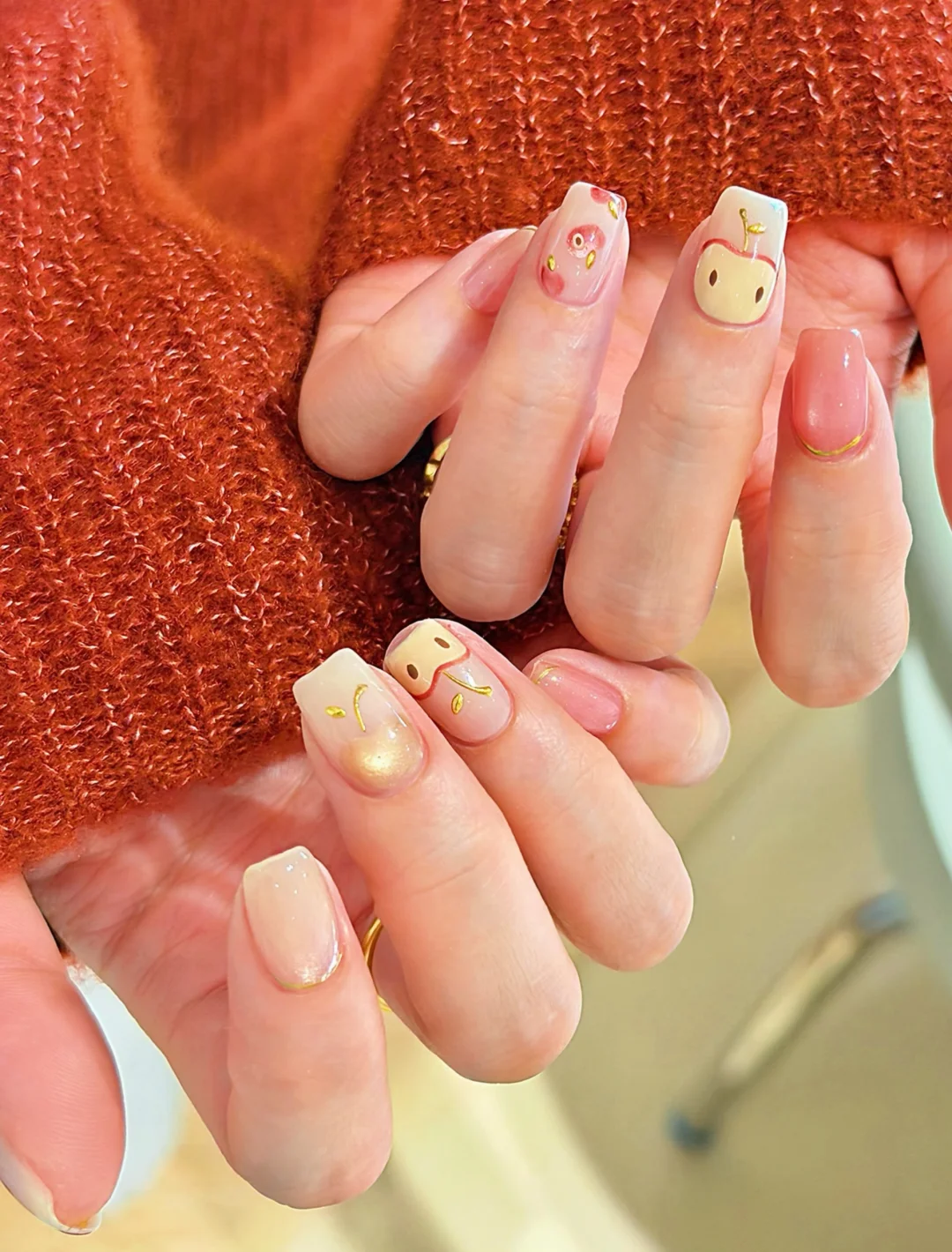 𝑛𝑎𝑖𝑙𝑠💅新年美甲，有金有红，平安喜乐🍎