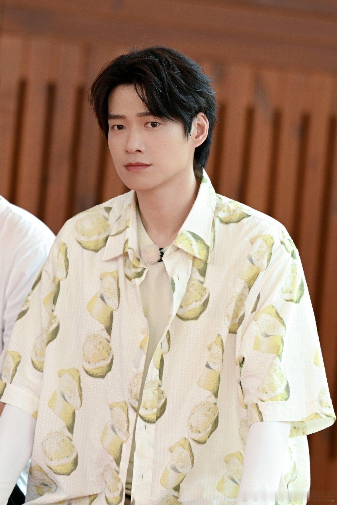 #魏大勋青春芒果夜出发#魏大勋仿佛将青春的活力全部释放！他用自己的方式诠释了：青