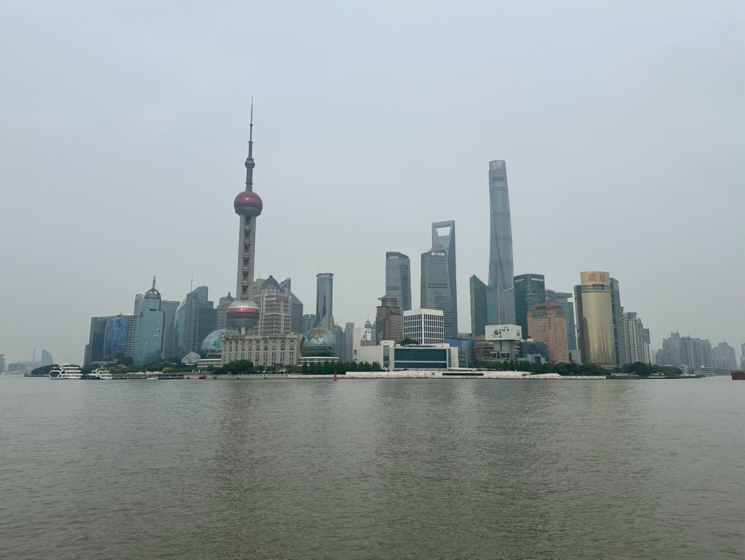 阳光信用  阳光信用 互动打卡 即使再严酷的寒冬，冬必为春。这是宇宙的法则、生命