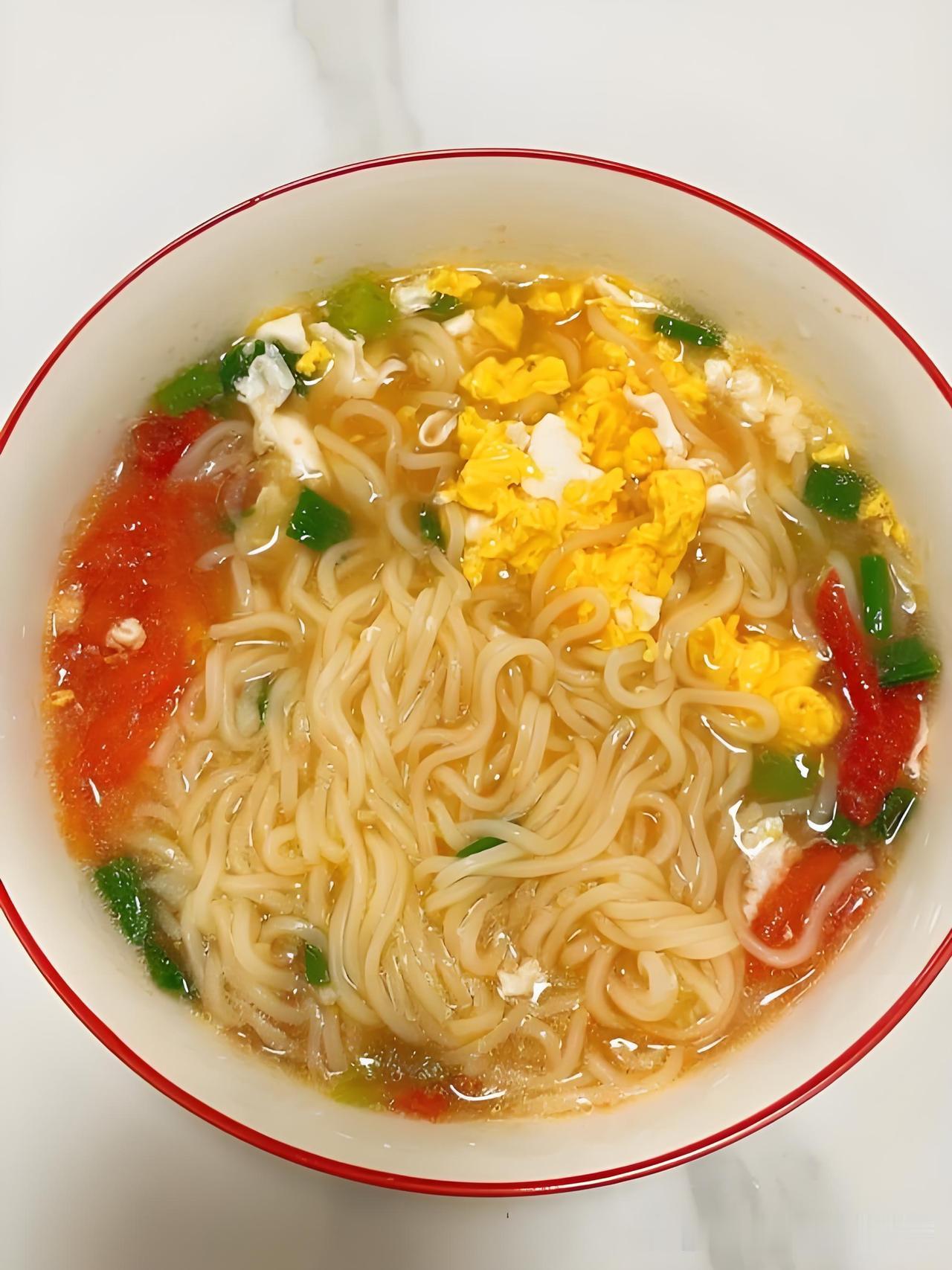 我们中国人吃的面到底有多少种叫法？谁也说不清！
要说明这个问题，只能做一个大致的