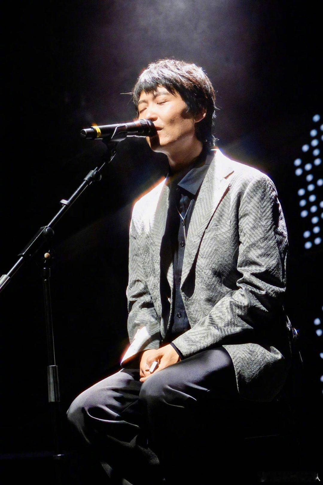 鹿先森乐队北京工体馆演唱会 毕业季，端午夜，工体馆见！北京演唱会5月26日12: