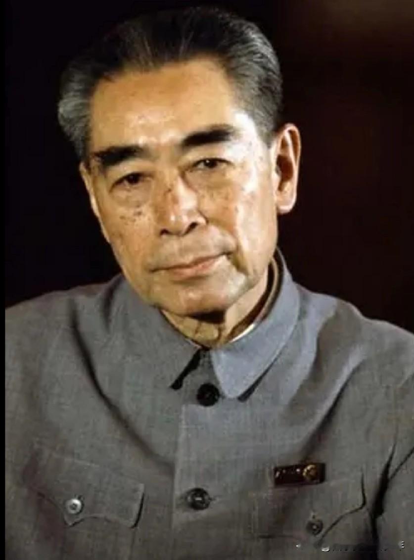 今天是高考的日子，孩子们十二年的苦读为了什么呢？
   让我再次想起了我们伟大的