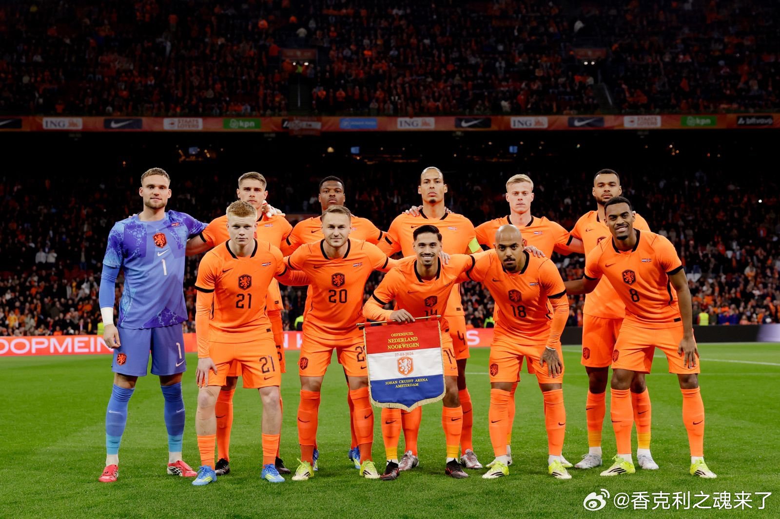 荷兰▪️ 范迪克⇨ 通过角球用招牌头球攻入扳平比分的一球▪️ 加克波⇨ 以全队最