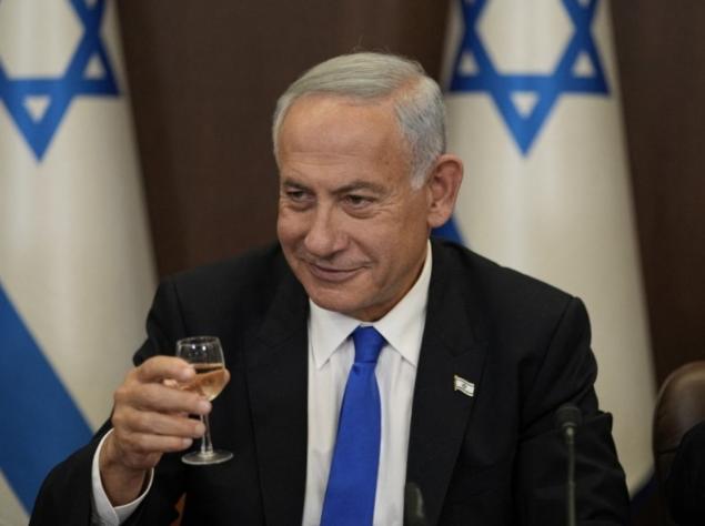 一旦中美开战，美军将全面轰炸中国？
100岁的基辛格早就发出过警告：
美国盟友再