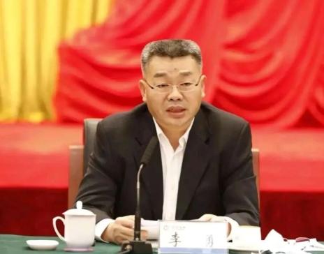 中海油前总经理李勇预感要被抓，在家里一把火烧人民币，企图销毁证据，也是够愚蠢的。