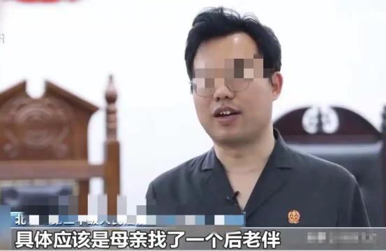 这个大妈太聪明了!北京一老太，将自己440万的房子给了女儿，但是给自己保留了永久