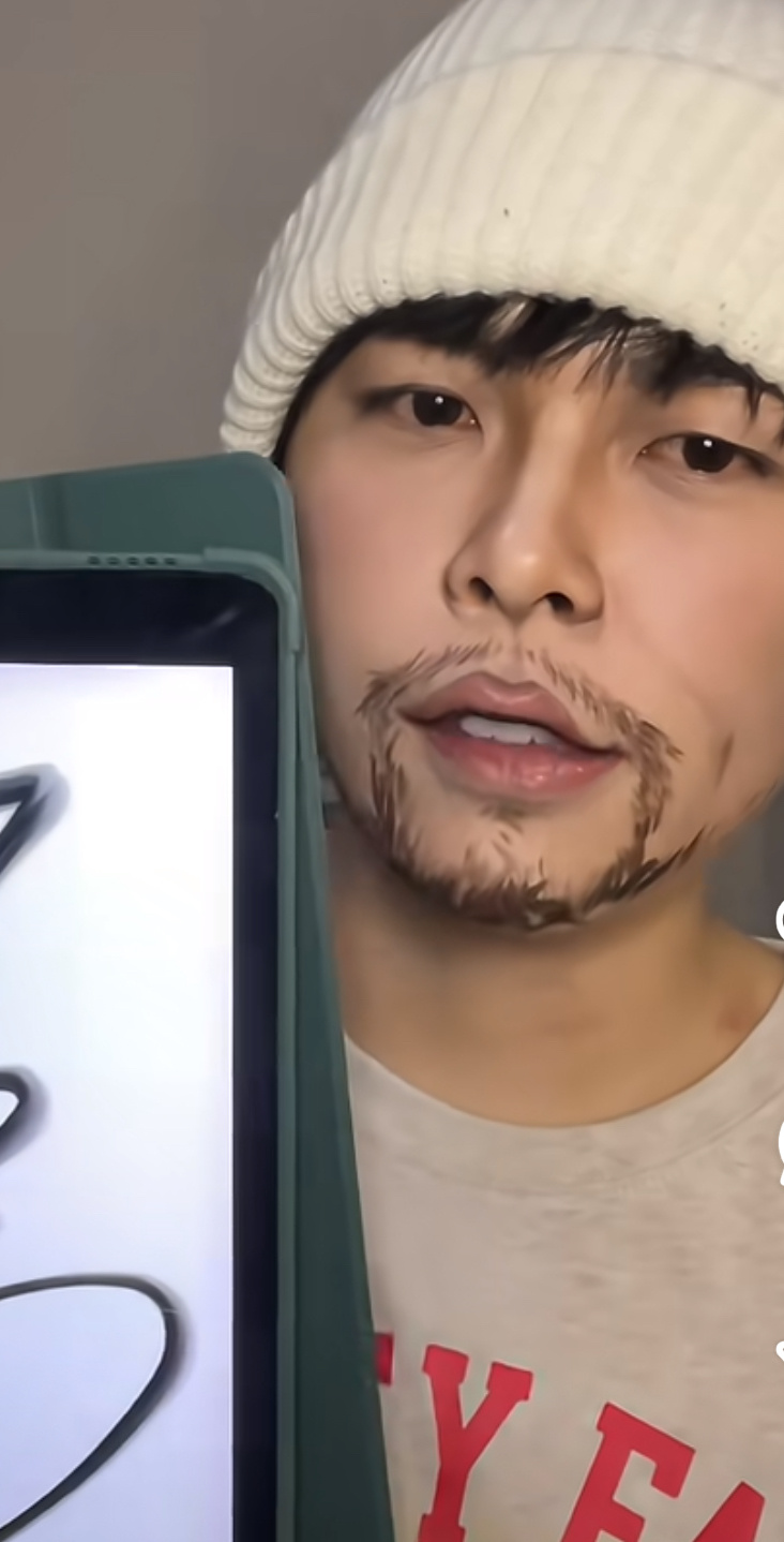 周杰伦在周杰伦模仿大赛获得第二名杰伦分伦大乱斗现场太炸裂！唱腔神态全复刻，全员自