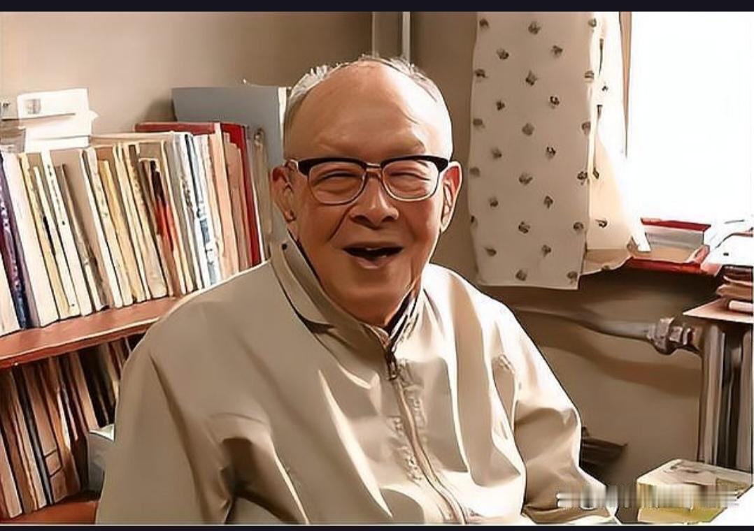 汉语拼音之父周有光离世9周年，他究竟如何用一生智慧，让汉字与世界接轨？
周有光，