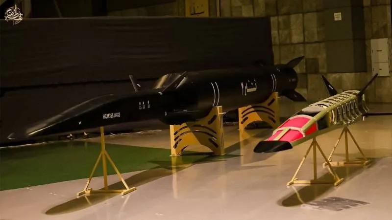 伊朗革命卫队展示了乘波体的“法塔赫-2”高超音速导弹 伊朗展示了据称由伊斯兰革命
