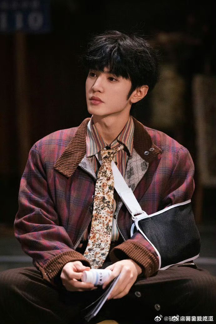 陈哲远吃了有文化的亏以前只听说吃了没有文化的亏现在还有吃了有文化的亏这个陈哲远综